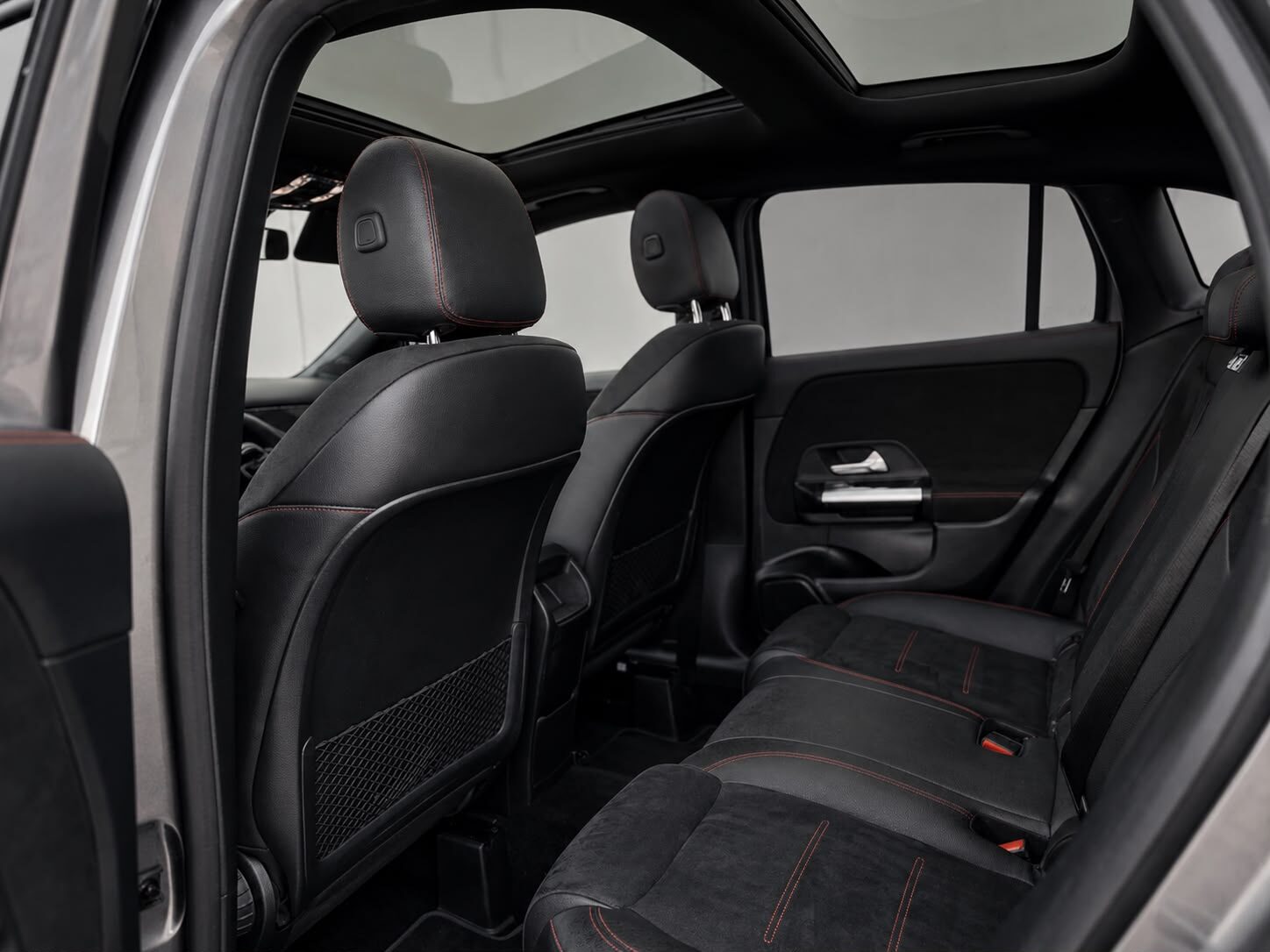 MERCEDES-BENZ GLA 200d