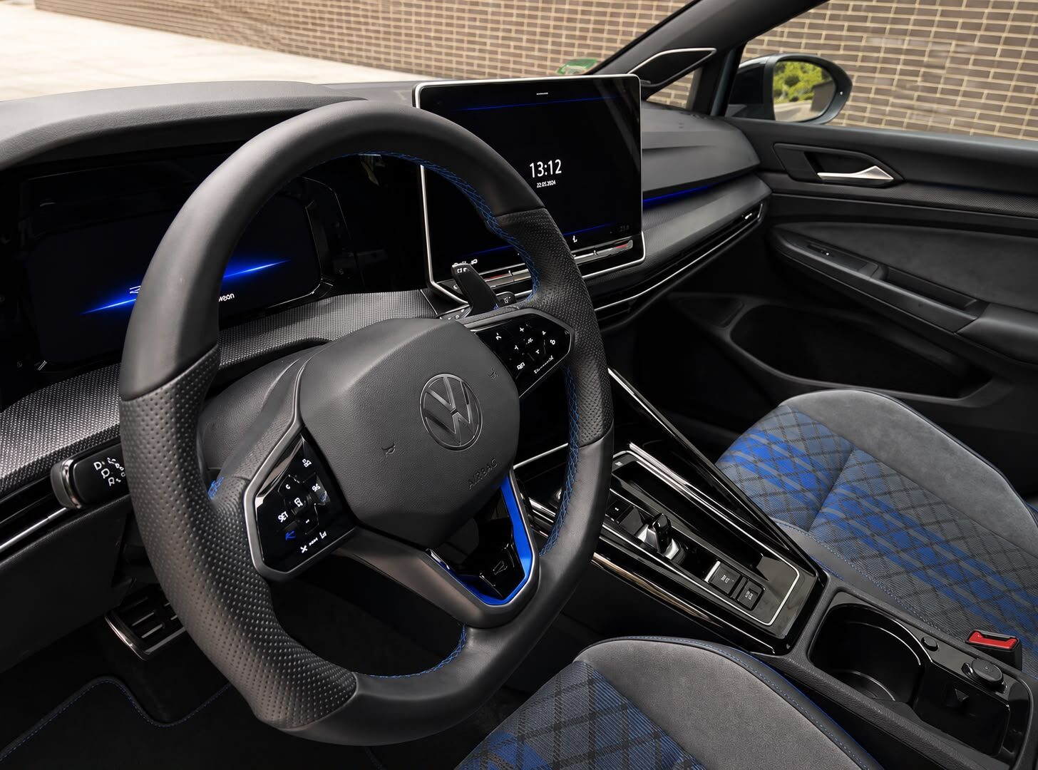 VOLKSWAGEN GOLF 8.5