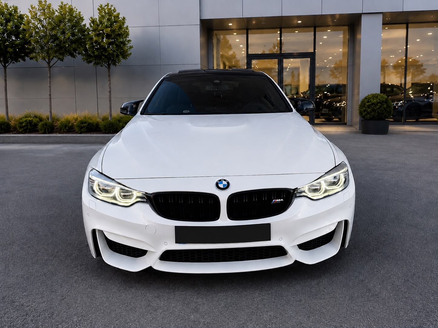 BMW M4 COMPETITION