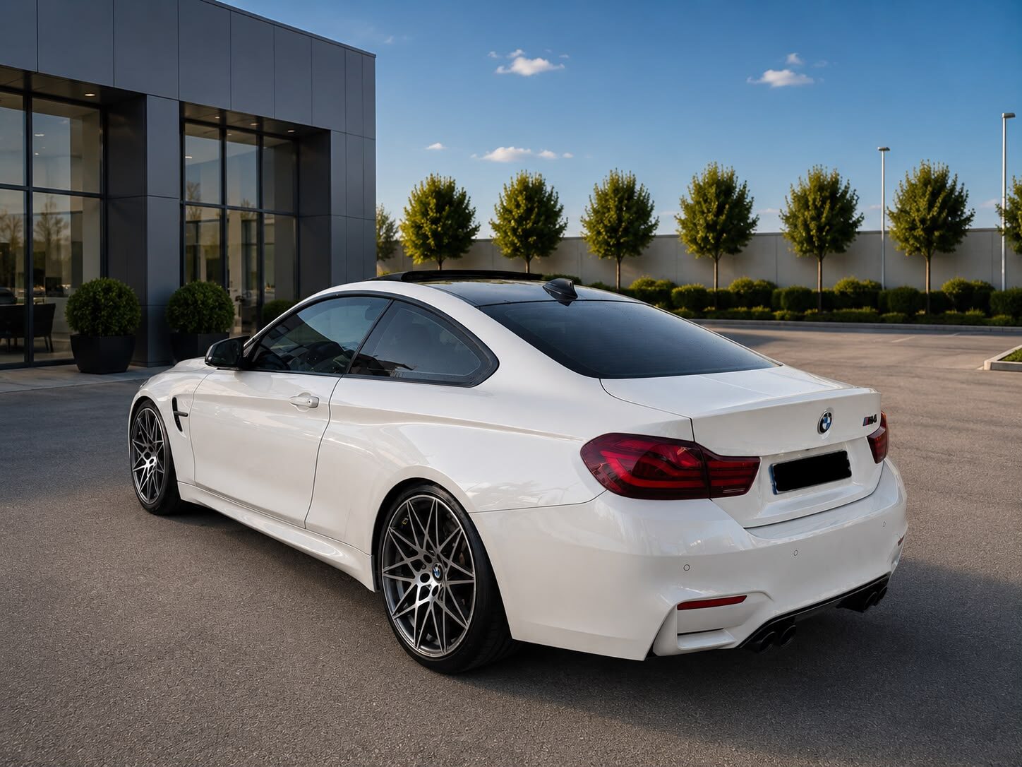 BMW M4 COMPETITION